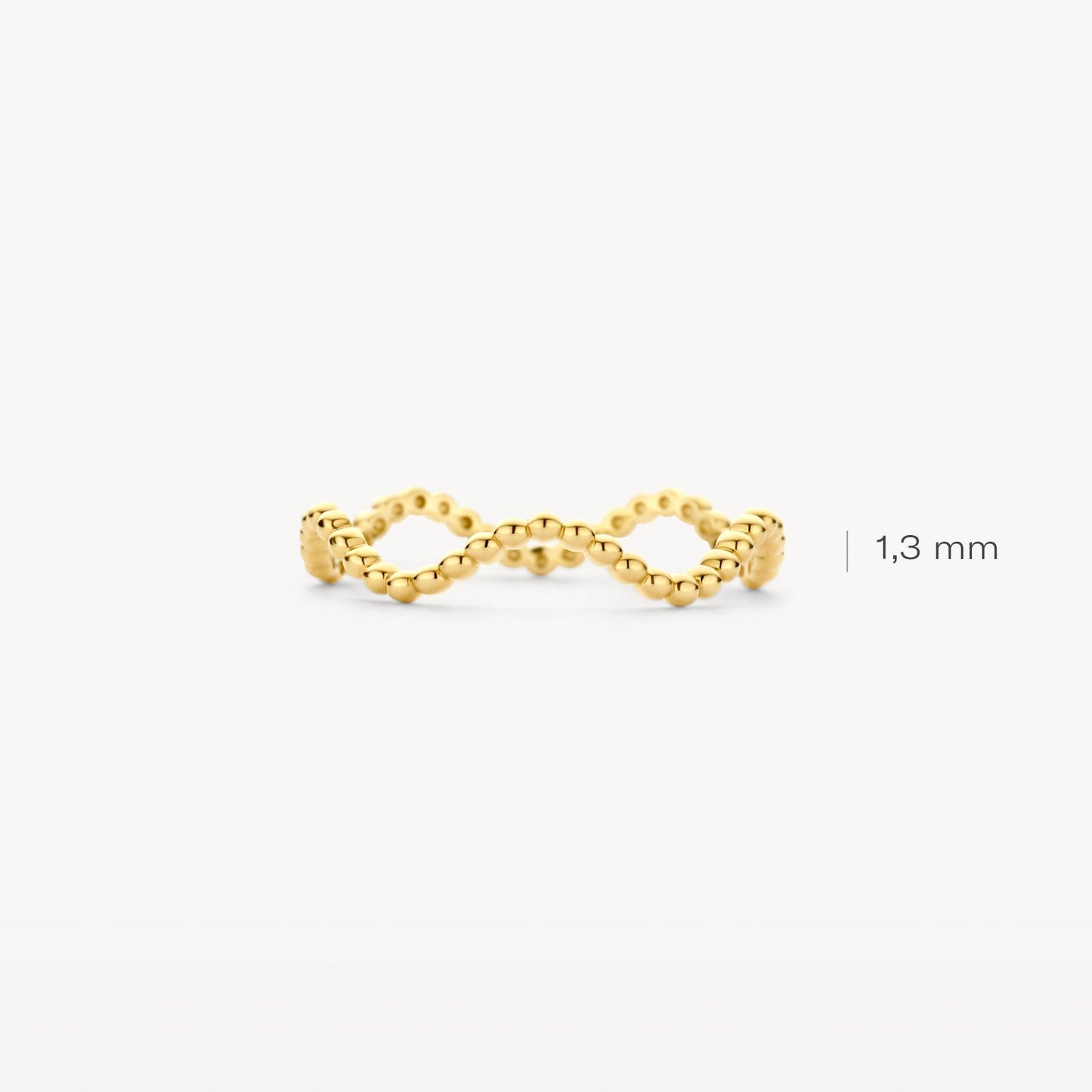 Ring im Wellendesign mit Kugeloptik