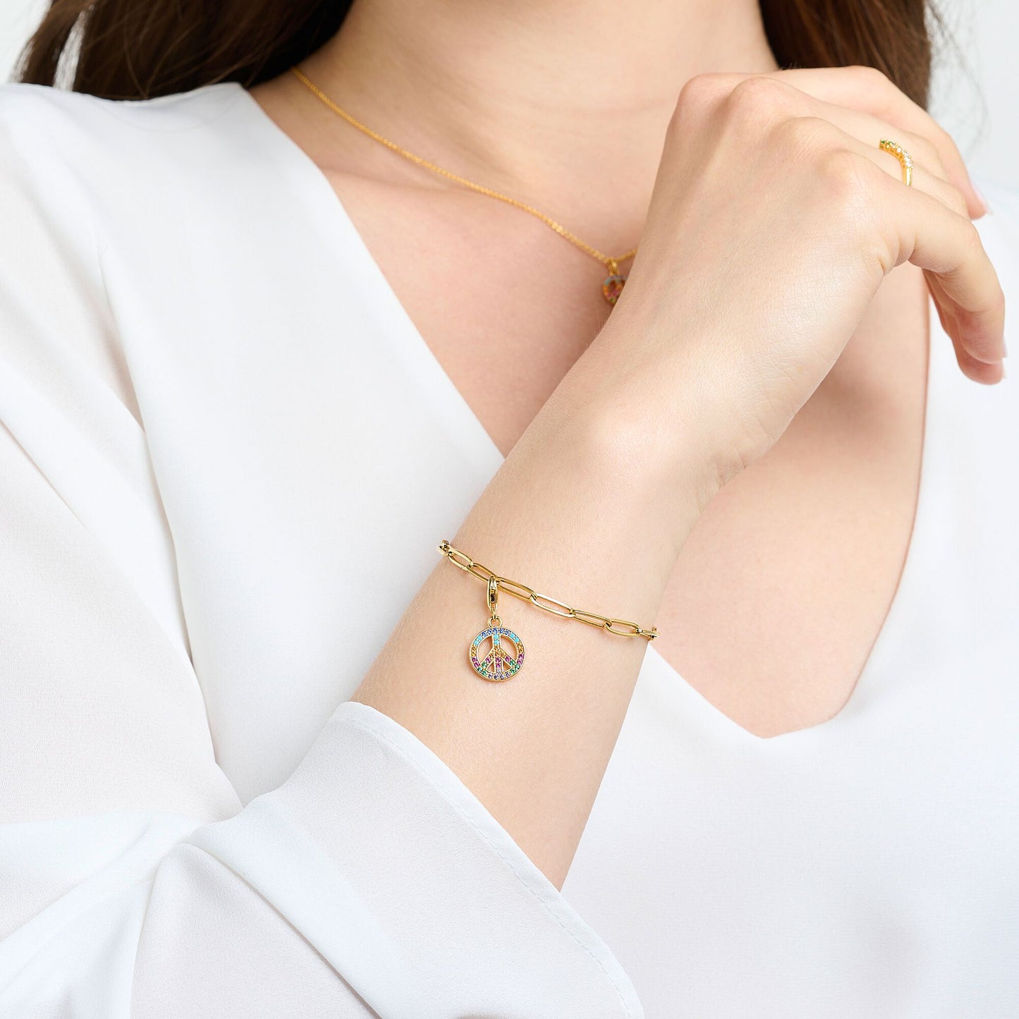 Charm-Anhänger Peace mit bunten Steinen gold