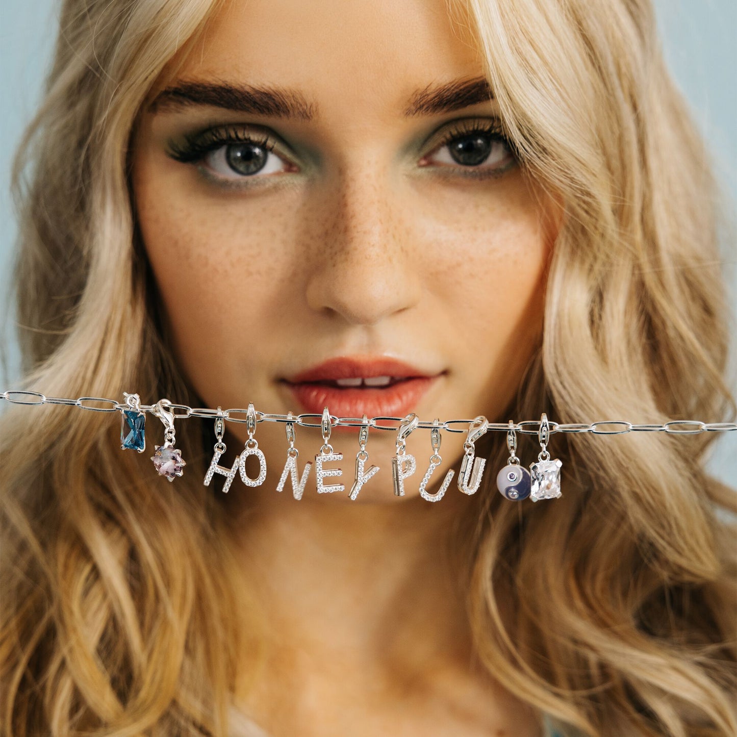 Charm-Anhänger violetter Yin & Yang Silber