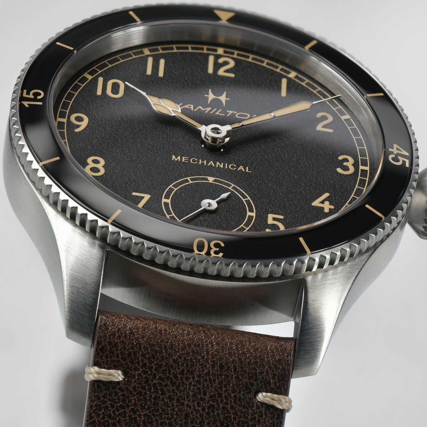 KHAKI AVIATION PILOT PIONEER MECHANICAL 43mm